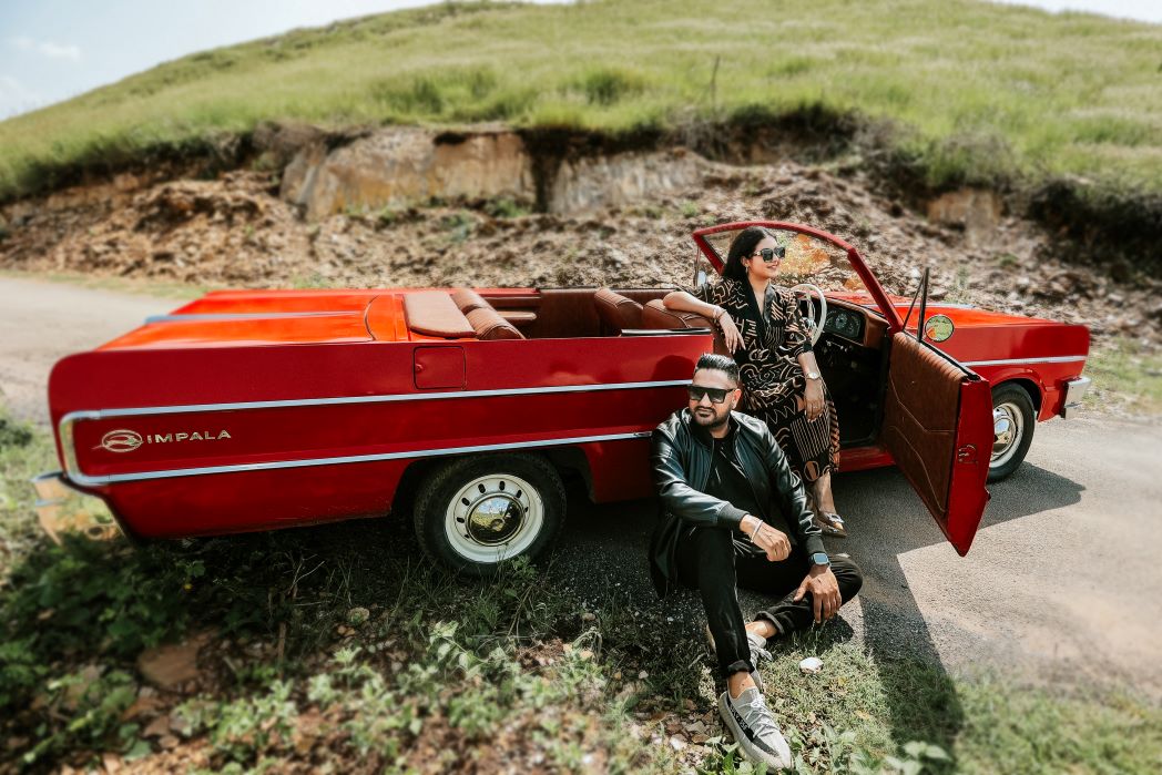 Pre-wedding photos-Vintage cars