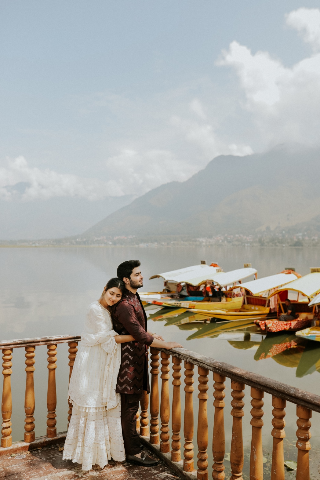 top 13 places for your dream pre-wedding shoot- Kashmir